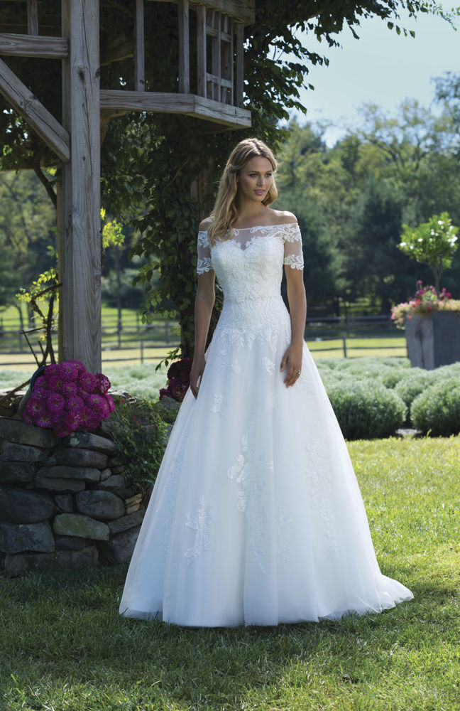 hochzeitskleid graz brautmode neue kollektion brautkleider edegger brautmoden hochzeitskleid graz brautmode neue kollektion brautkleider edegger brautmoden